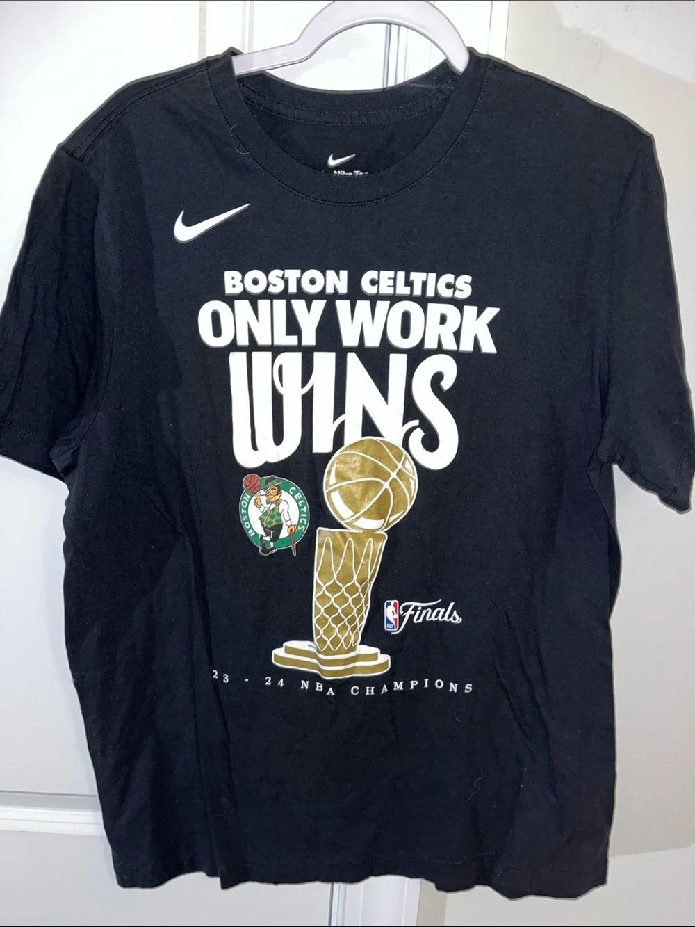 2023-2024 Trophy Boston Celtics NBA Finals Champions T-Shirt Nike Black